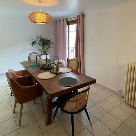 Appartement «La Vie Est Belle» Au Coeur De Sézanne Exteriér fotografie